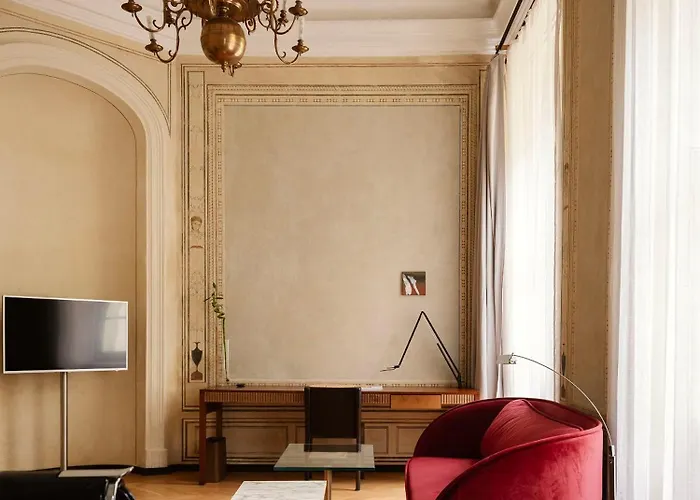 Pod Roza מלון 5*