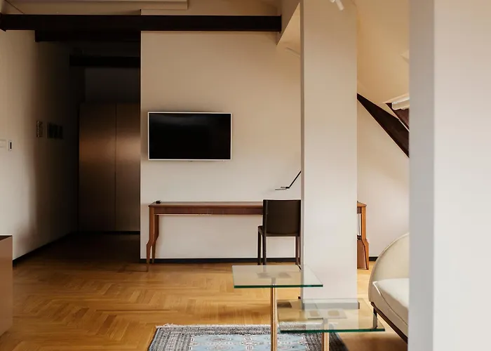 Pod Roza מלון 5*