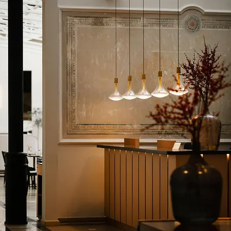 ポッド ロザ ホテル 5*