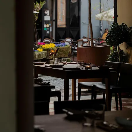 ポッド ロザ クラクフ