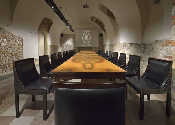 Hotel Pod Roza Krakow
